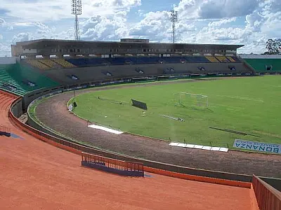 Estádio Douradão está pronto para receber Estadual 2013