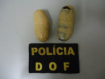 Policiais encontram droga em ônibus intermunicipal