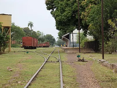 Estudo de viabilidade da ferrovia Malha Oeste avança e licitação pode sair no segundo semestre
