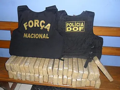 DOF e FN apreendem 35 quilos maconha em ônibus na MS-289