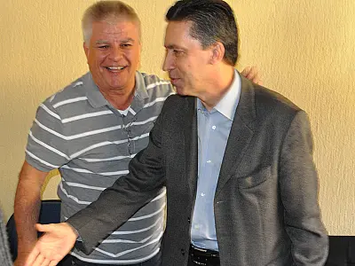 Autoridades se reúnem antes de Encontro do PMDB/MS