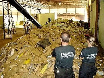 DENAR efetua a segunda incineração de drogas em 2014