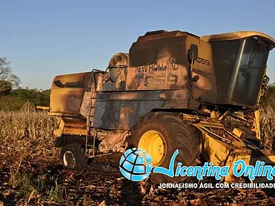 Fogo destrói colheitadeira em Fátima do Sul