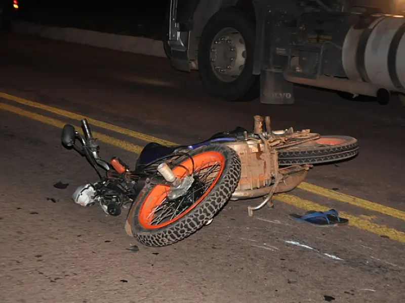 Motociclista que colidiu na traseira de carro na BR-163 é preso por embriaguez