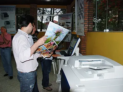 Sindigraf e Abigraf/MS realizam showroom de impressoras digitais