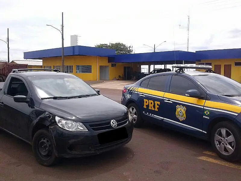 Polícia Rodoviária recupera veículo roubado