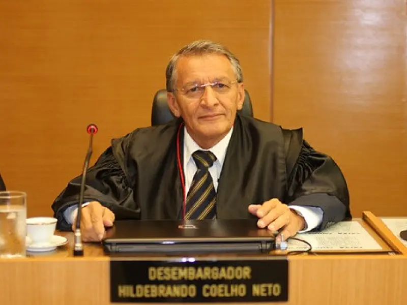 Desembargador Hildebrando Coelho Neto deixa a magistratura de MS