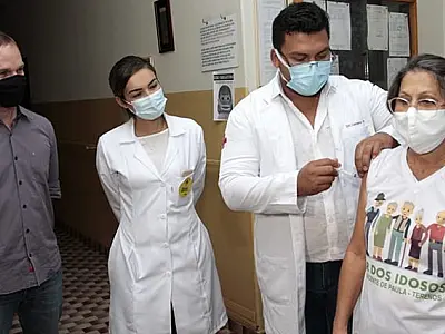 Governo paga incentivo a municípios que atingirem índice de vacinação contra a Covid-19
