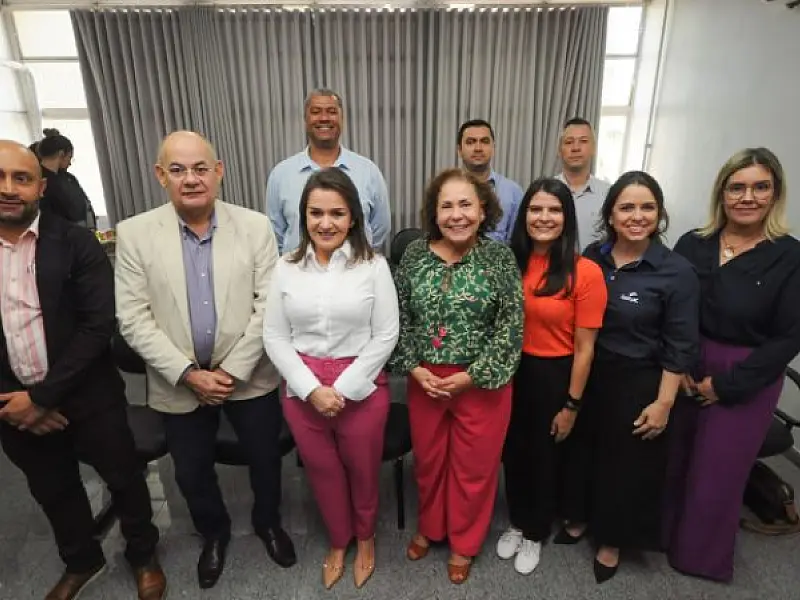 PREFEITURA EMPOSSA NOVOS MEMBROS DO CONSELHO MUNICIPAL DO TRABALHO, EMPREGO E RENDA
