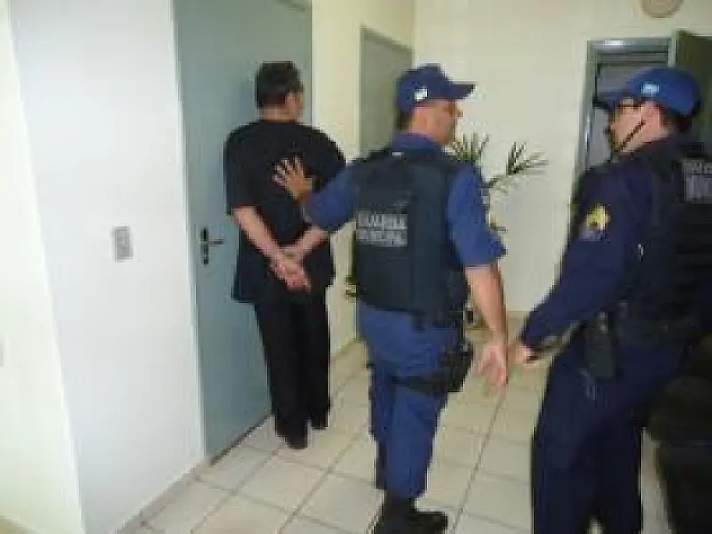 Idoso é preso após balear vendedor de loja em Dourados