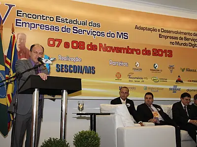 Junior Mochi é homenageado no V Encontro das Empresas de Serviços do MS