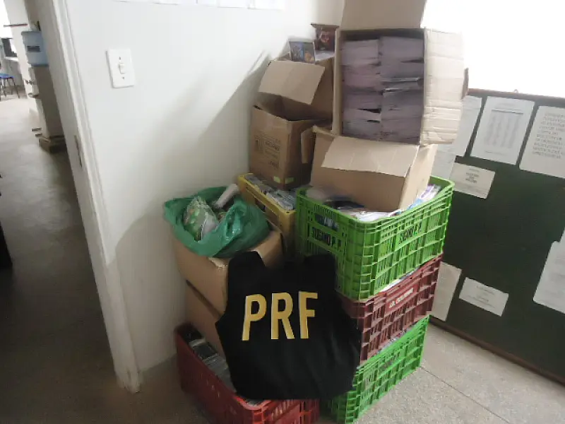PRF apreende 6 mil DVD’s e CD’s piratas na BR 158