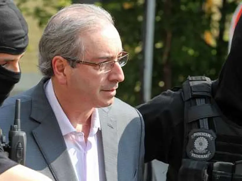 Eduardo Cunha presta depoimento hoje à tarde em Curitiba