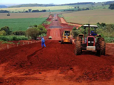 Asfalto, pontes e saneamento: obras em Maracaju recebem R$ 76 milhões