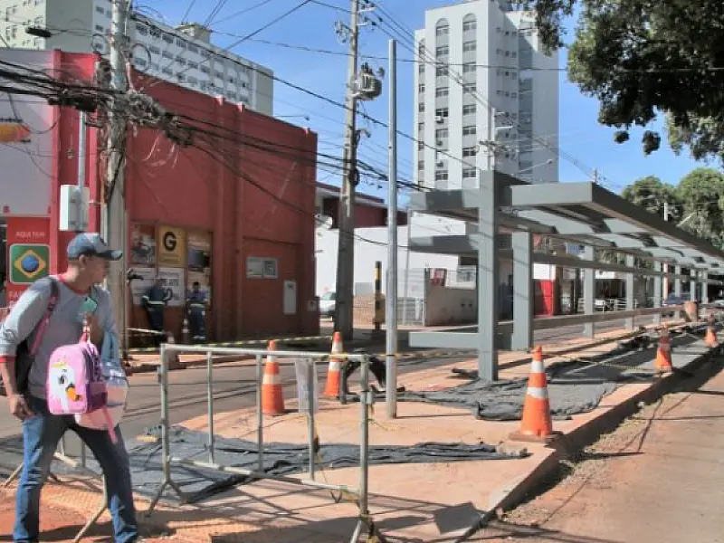COM ENTREGA DA REVITALIZAÇÃO, ÔNIBUS VÃO CIRCULAR NO LADO ESQUERDO DA RUI BARBOSA
