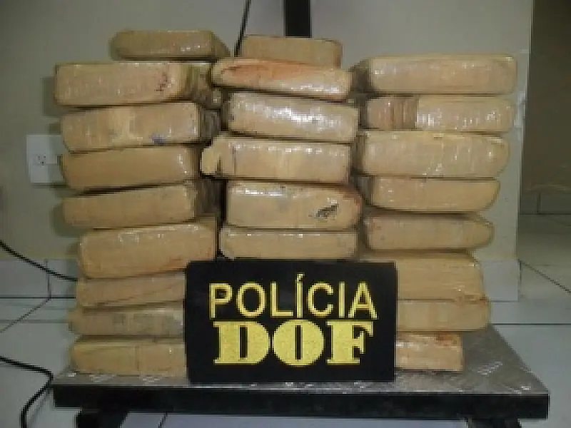 Polícia apreende 49 quilos de maconha em veículo na BR-163