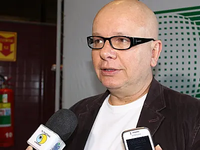 Marcelo Tas fala sobre o papel da imprensa na educação do trânsito na Capital