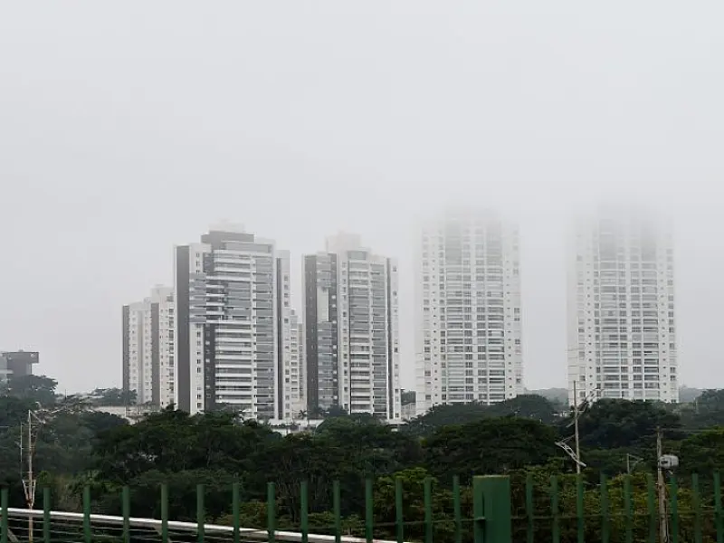 Com possível formação de neblinas, quarta-feira tem tempo firme e temperaturas amenas
