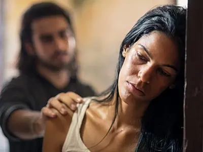 Violência doméstica mata cinco mulheres por hora diariamente em todo o mundo