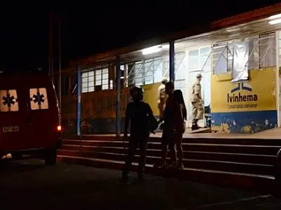 Adolescente é esfaqueado durante briga motivada por ciúmes