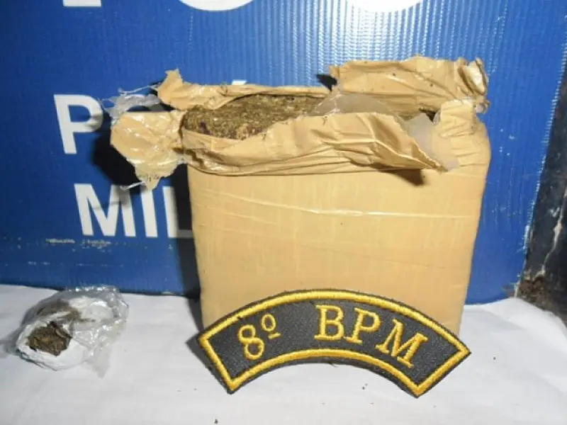 PM de Nova Andradina prende rapaz por tráfico de drogas