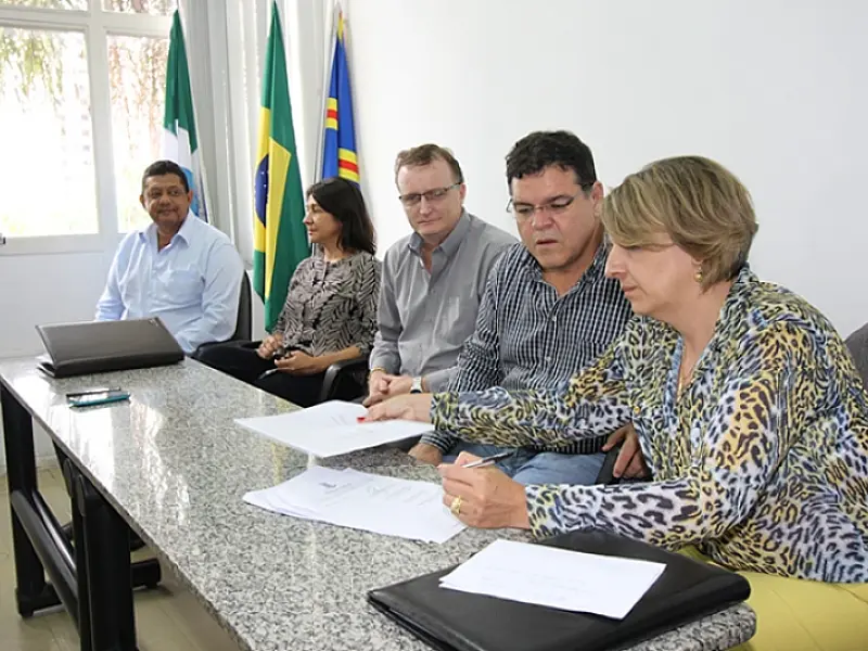 Prefeitura firma convênio com Apae e reforça atendimento para educação especial