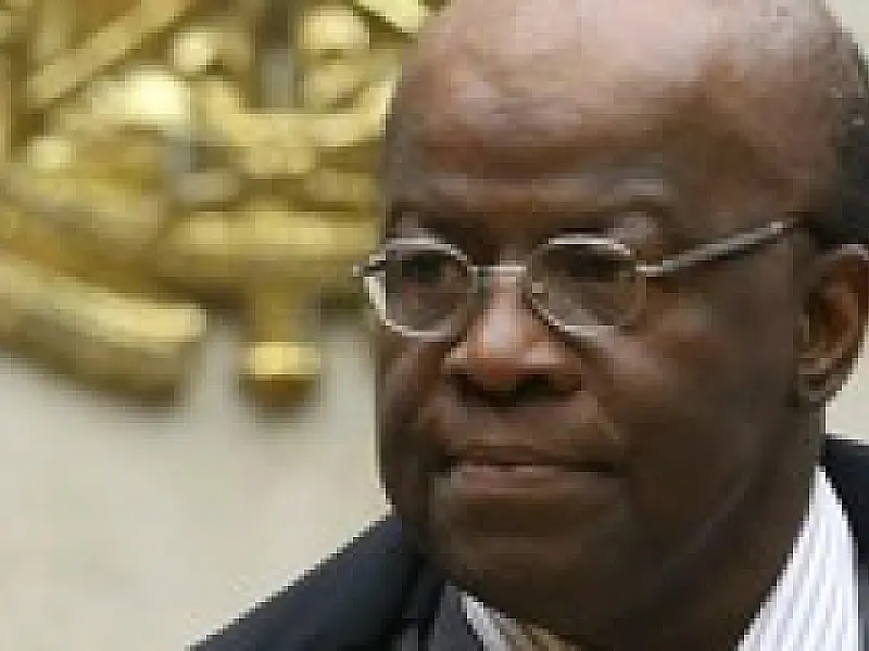 Joaquim Barbosa participa de sua última sessão como ministro do STF