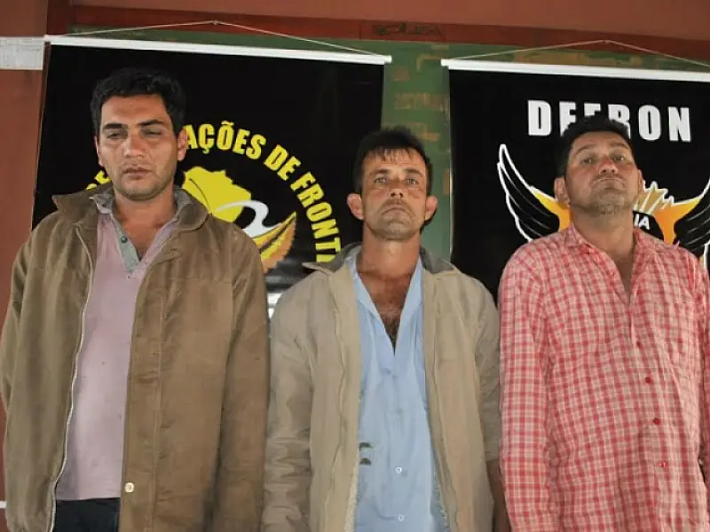 Polícia desarticula grupo acusado de roubar caminhão