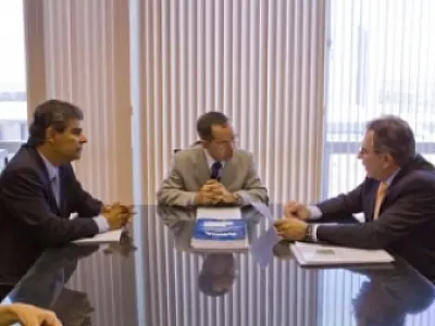 Prefeito cobra de ministro recursos a macroanel