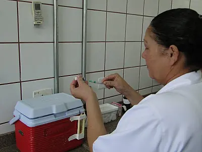 Em menos de 1 mês, sala de vacinação antirrábica imunizou equivalente ao registrado no ano