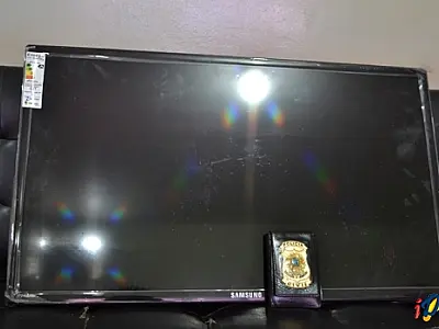 Prédio público é invadido, ladrões levam TV mas acabam presos