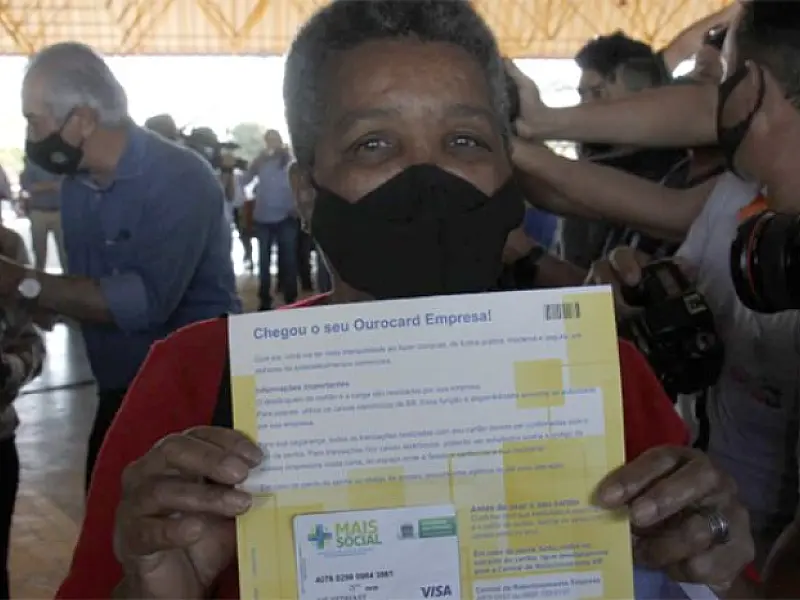 Dia M: Governo entrega 7 mil cartões do Mais Social nesta quarta-feira
