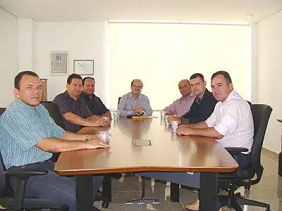 Presidente da Sanesul se reúne com vereadores de Rio Brilhante