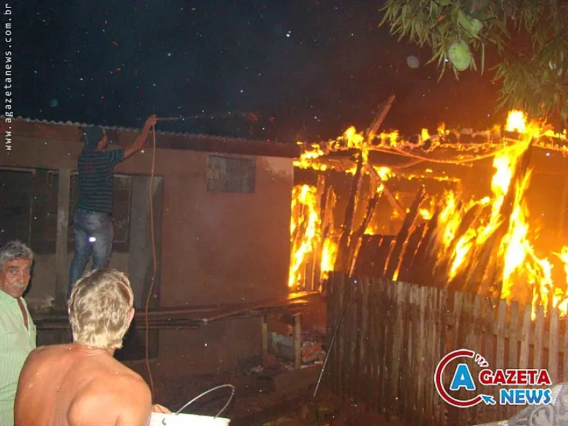 Suspeito de atear fogo na casa é morto a paulada em Sete Quedas