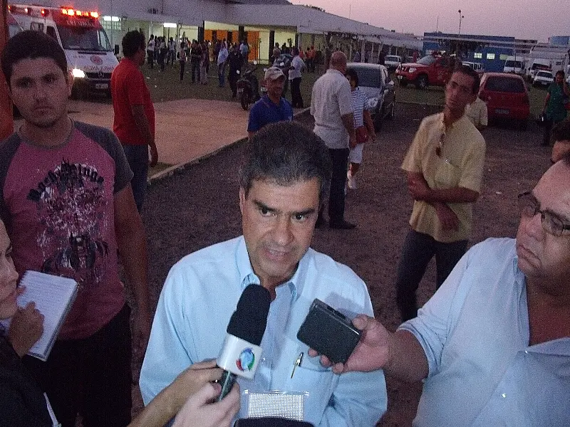 Prefeito diz que fará "varredura" nas escolas