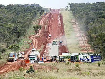 Com 40% concluída, rodovia MS-040 rompe isolamento em MS