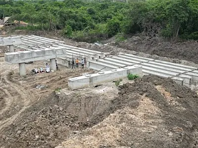 Com 70% dos trabalhos concluídos, avança a construção das novas pontes em Porto Esperança
