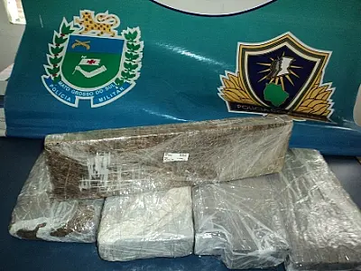 PMA prende presidiário com 8 kg de maconha em ônibus em Miranda