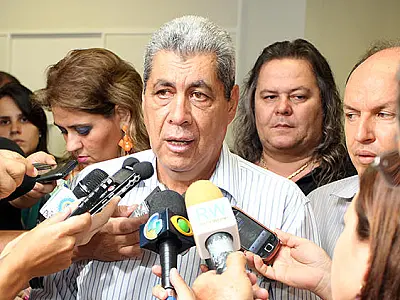 Governador participa de Encontro Estadual de Prefeitos e entrega kits nesta segunda