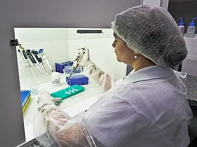 Com mais de 131 mil análises ‘padrão ouro’, Lacen foi ferramenta essencial no enfrentamento à Covid-19