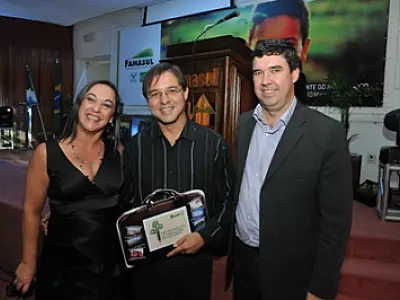 Famasul entrega prêmio ao jornalismo do agronegócio