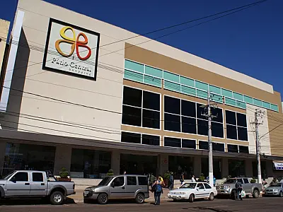 Shopping promove liquidação com descontos de até 70%