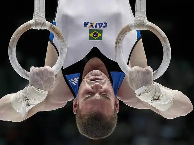 Ouro em Londres, Zanetti brilha e é campeão mundial nas argolas