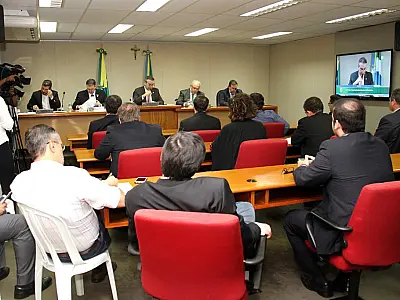 CPI aumenta o prazo para o envio de documentos provenientes da holding J&F