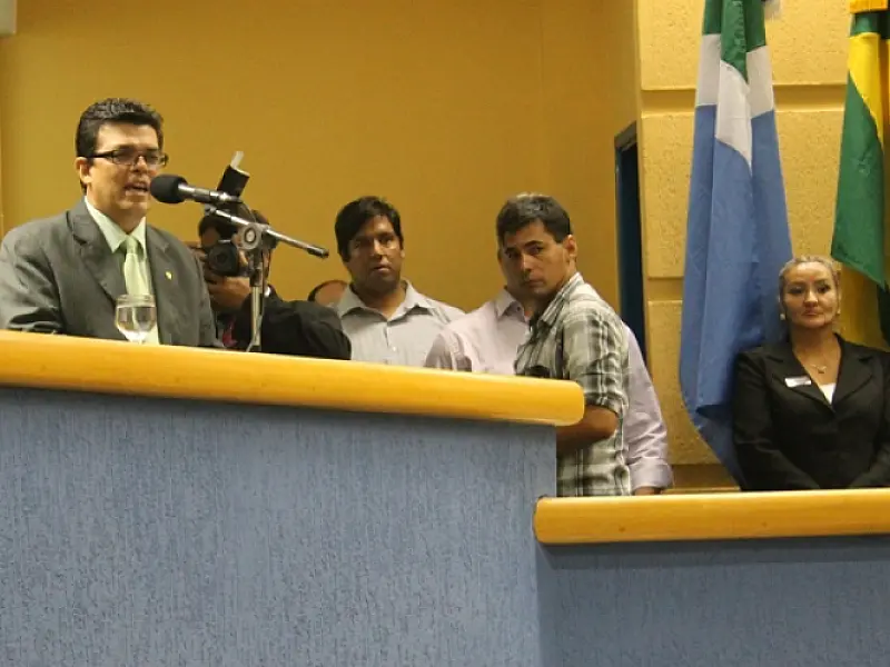 Prefeito anuncia fábrica de tablet de R$ 150 milhões para Campo Grande
