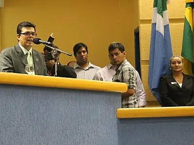 Prefeito anuncia fábrica de tablet de R$ 150 milhões para Campo Grande