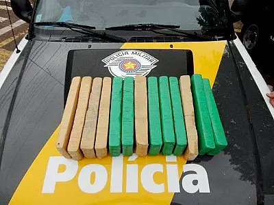 Mineira que saiu da Capital é presa com maconha a caminho de SP