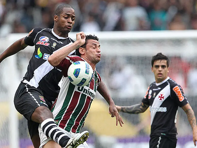 Vasco marca aos 45 minutos do 2º tempo e adia decisão
