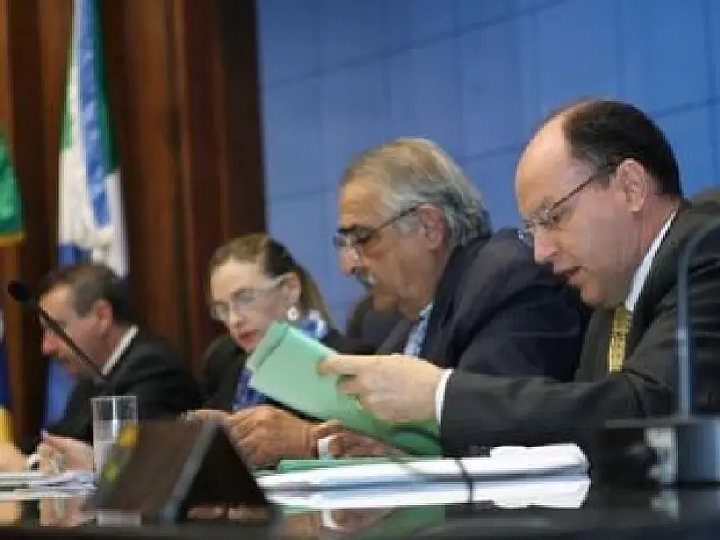 Deputados aprovam reajuste nos salários dos servidores de MS