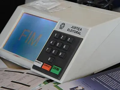 Termina hoje prazo para eleitor regularizar situação na Justiça Eleitoral
